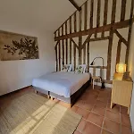 Les Maisons De La Baguette بيت للعطل *