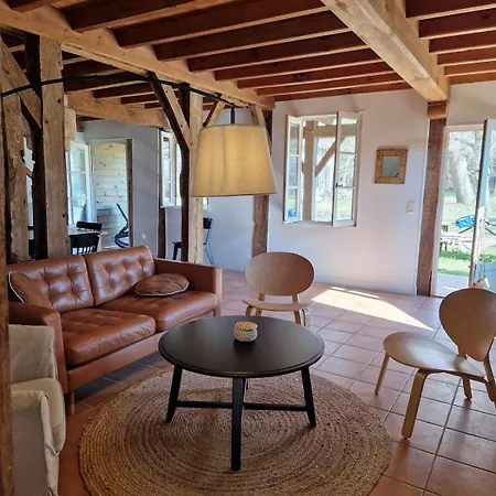 בית נופש Les Maisons De La Baguette Uza
