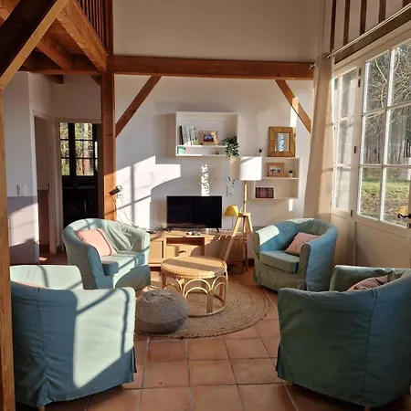 Les Maisons De La Baguette * Uza
