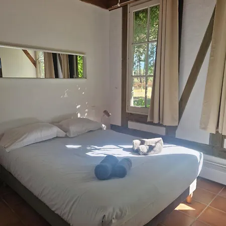 Les Maisons De La Baguette בית נופש Uza