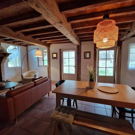 Les Maisons De La Baguette בית נופש