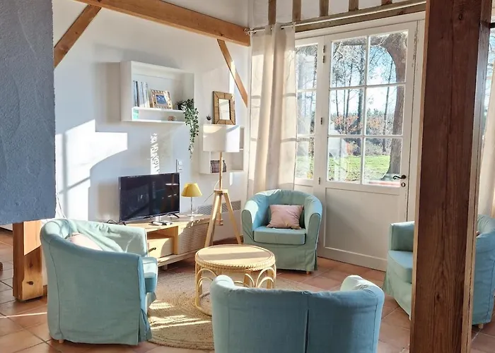 Дом отдыха Les Maisons De La Baguette Uza