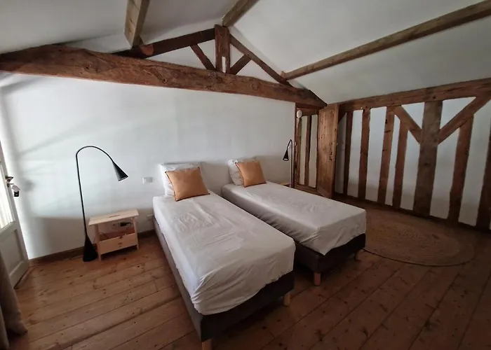 Дом отдыха Les Maisons De La Baguette Uza